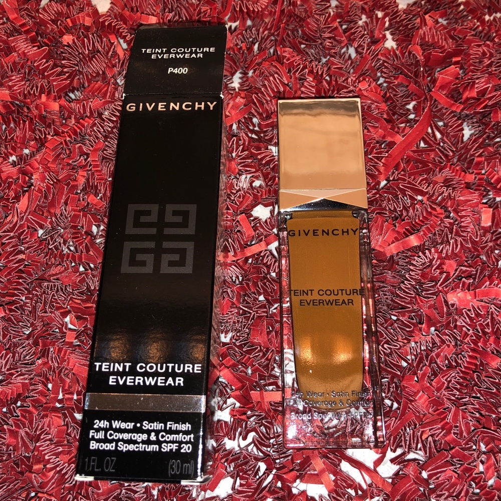 P400 - Givenchy Tient Couture Foundation